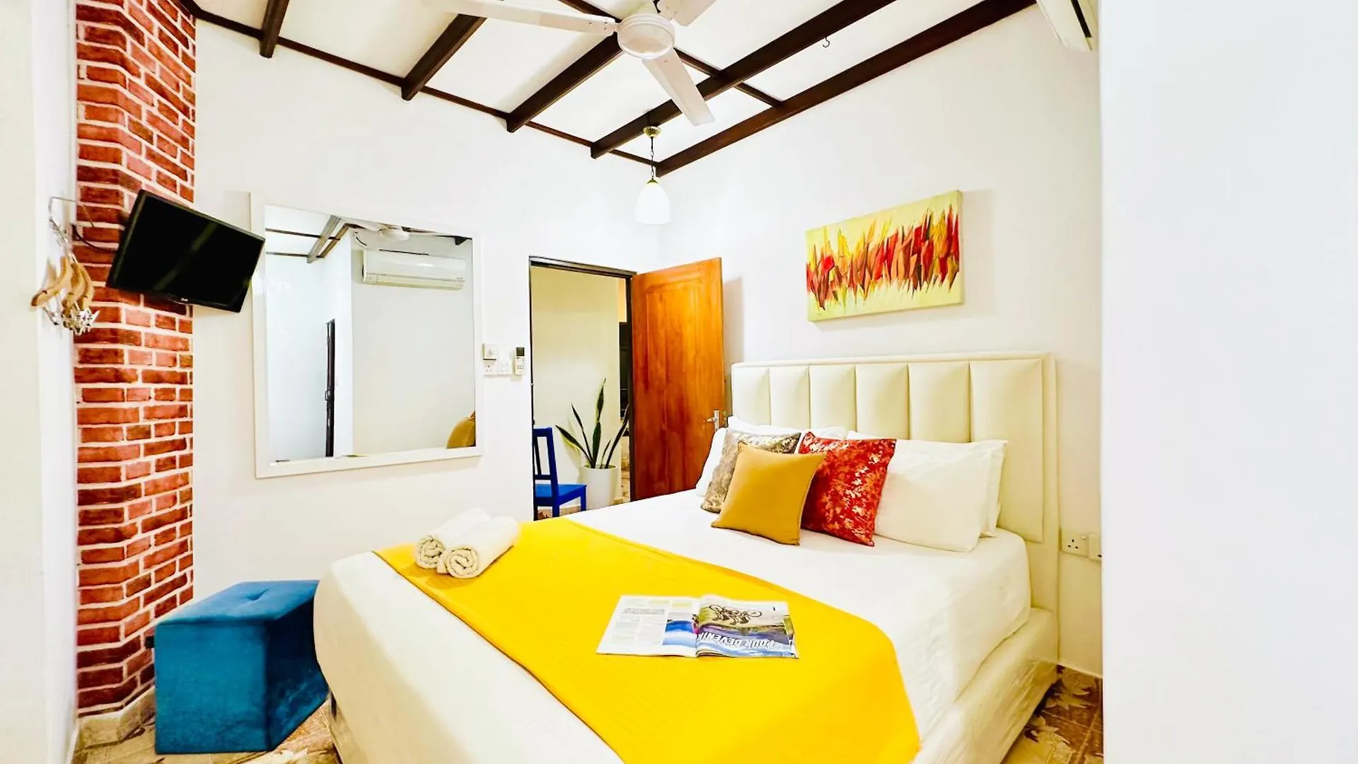 Gasthof B&B By Dorset Negombo